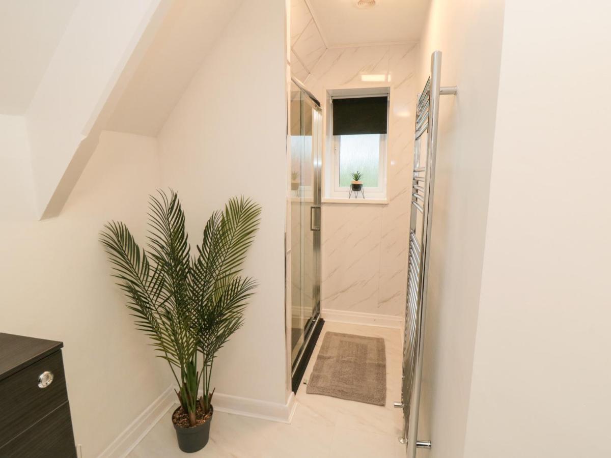 4 Maypole Green Уитби Экстерьер фото