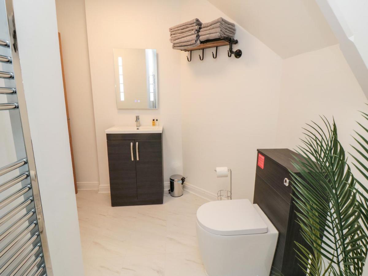 4 Maypole Green Уитби Экстерьер фото